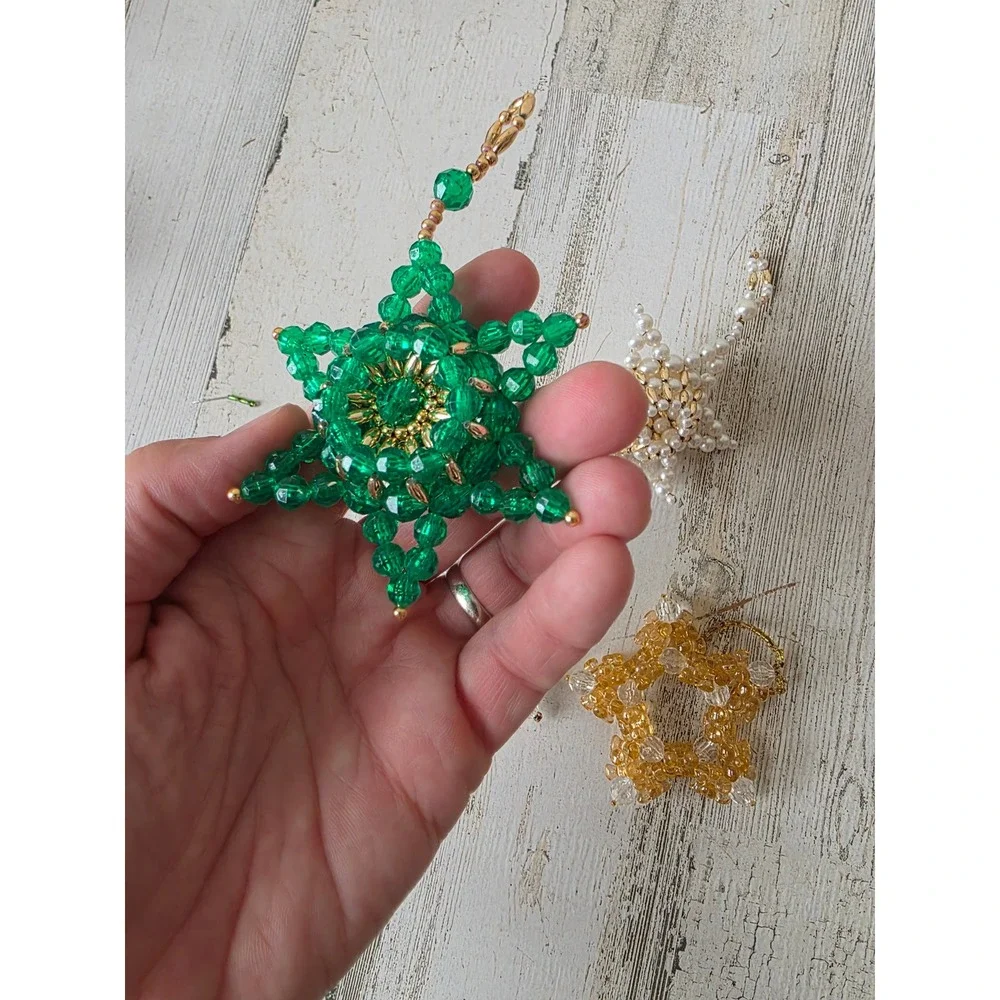 Beaded star ornament green gold pearls Xmas tree